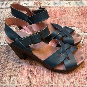 Eric Michael Sandals